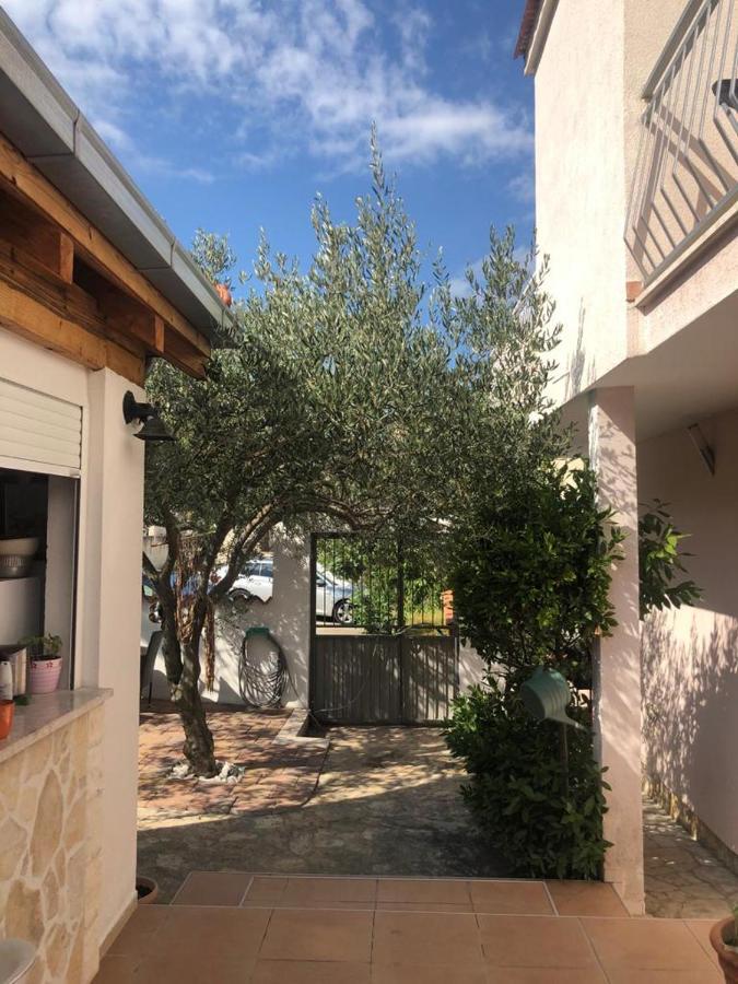 Casa Zorana-Alba Apartments Trogir Exterior foto