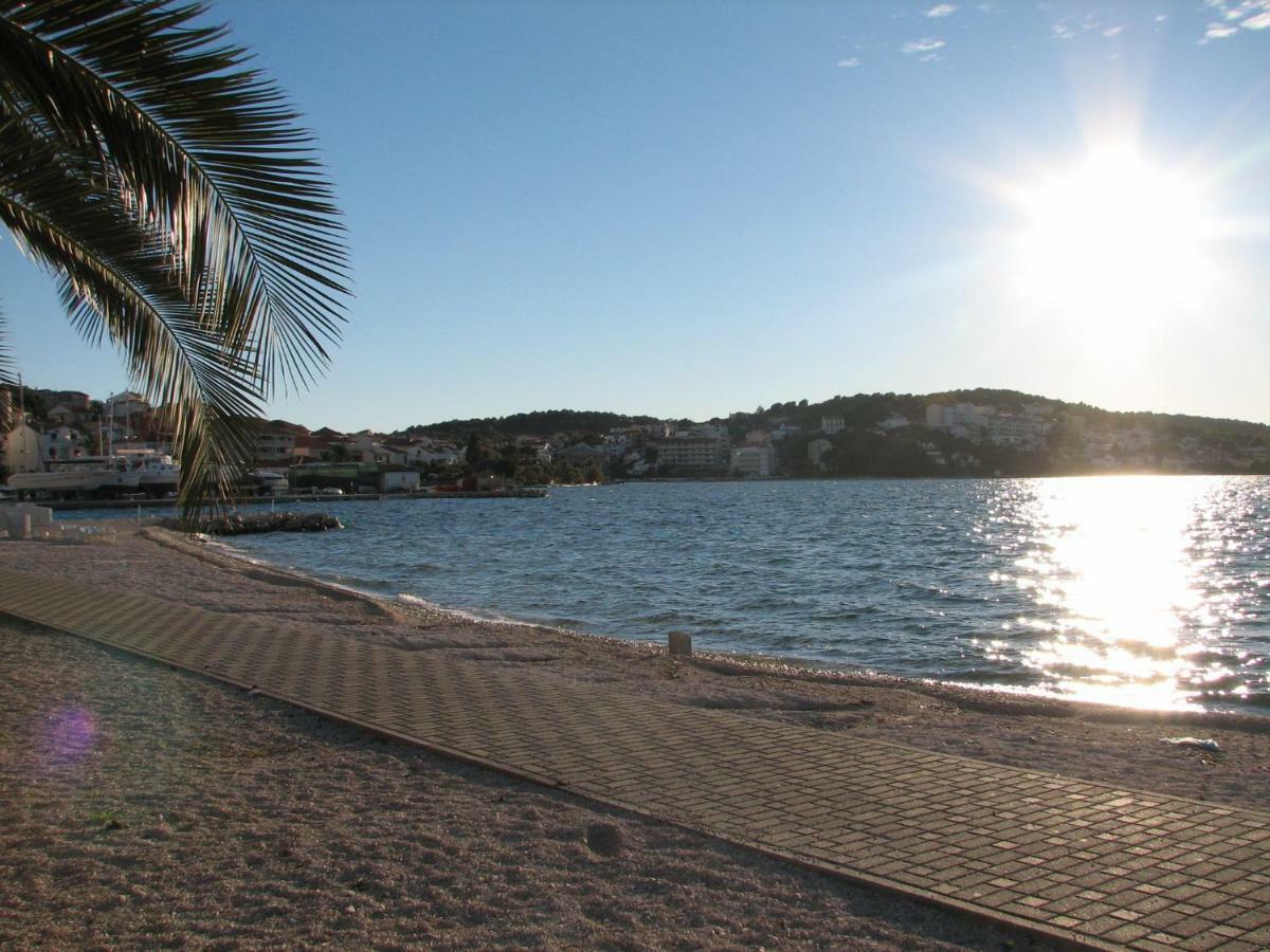 Casa Zorana-Alba Apartments Trogir Exterior foto